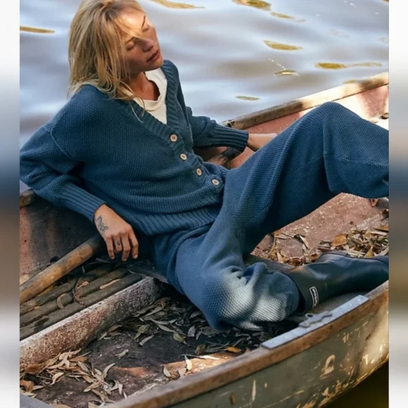 NWOT FREE PEOPLE BEACH HAILEE CARDI SET IN BALSAM   ,SZ:LARGE - Picture 2 of 11